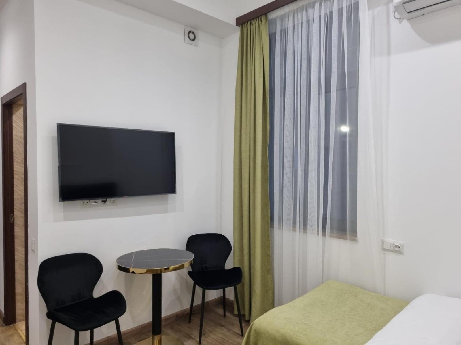 Days Hotel Ереван Экстерьер фото